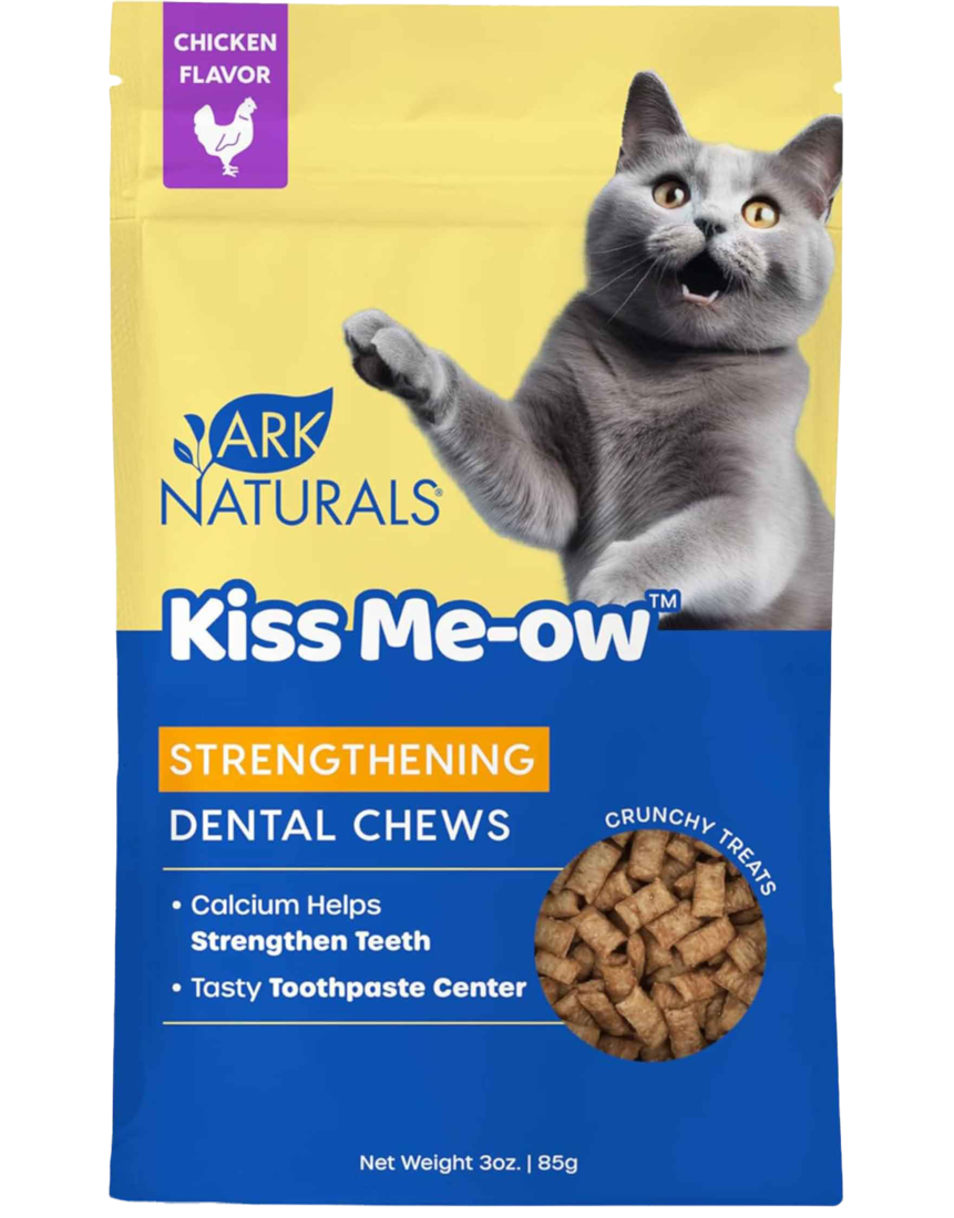 Ark Naturals Kiss Me-Ow Strengthening Chicken Dental Crunchy Cat Treats, 3 Ounce Bag